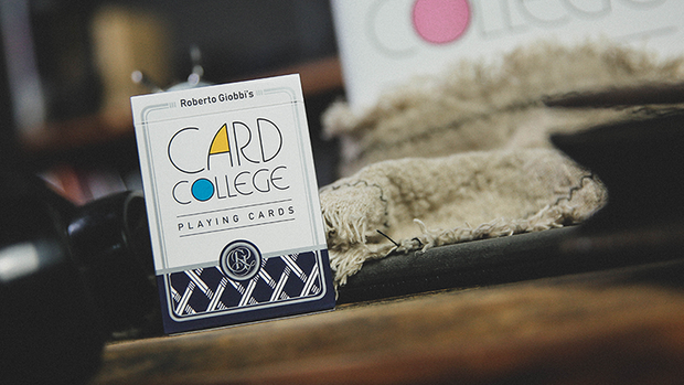 Card College (Rood) Playing Cards by Robert Giobbi and TCC